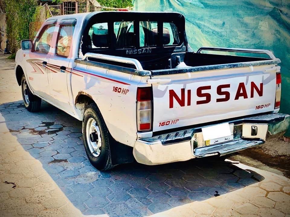 نيسان بيك اب